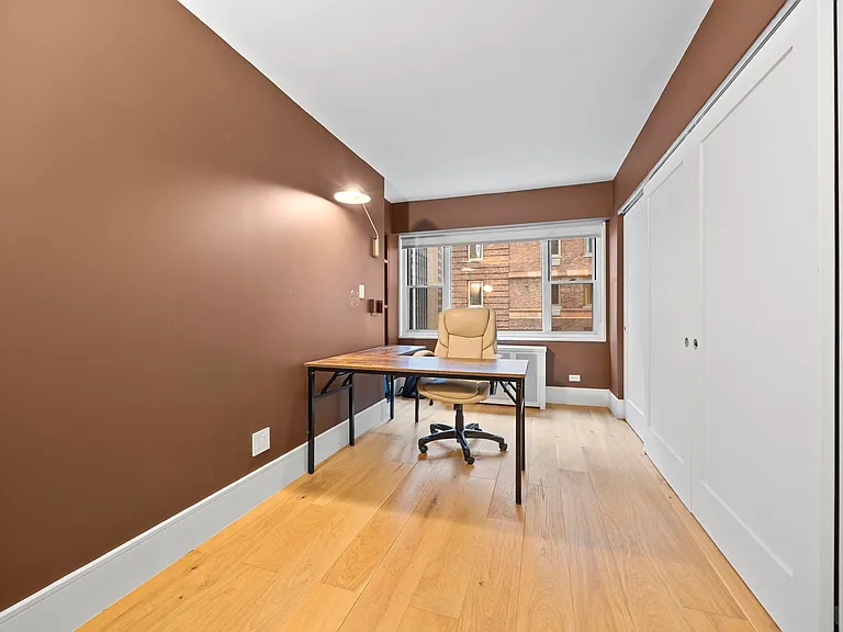 100 W 57th St #11J — Photo 7