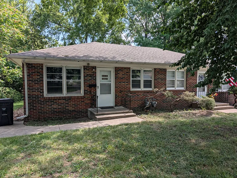2316 SW Harrison St — Photo 4