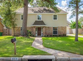 8019 Litchfield Ln, Spring, TX 77379