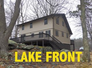 109 S Pond Cir, Dingmans Ferry, PA 18328