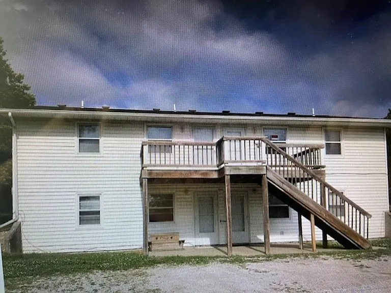 1058 Morningside Dr — Photo 8