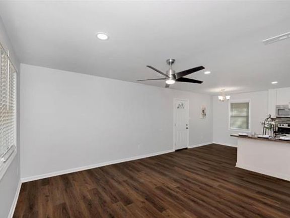 3rd image of 3908 W Oak Way SW