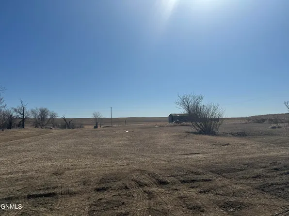 Tba Lang St, Fortuna, ND 58844