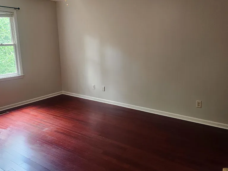 152 Oliver Dr — Photo 12