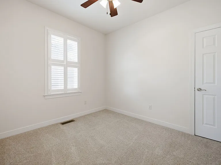 6613 Saint Laurence Dr — Photo 23