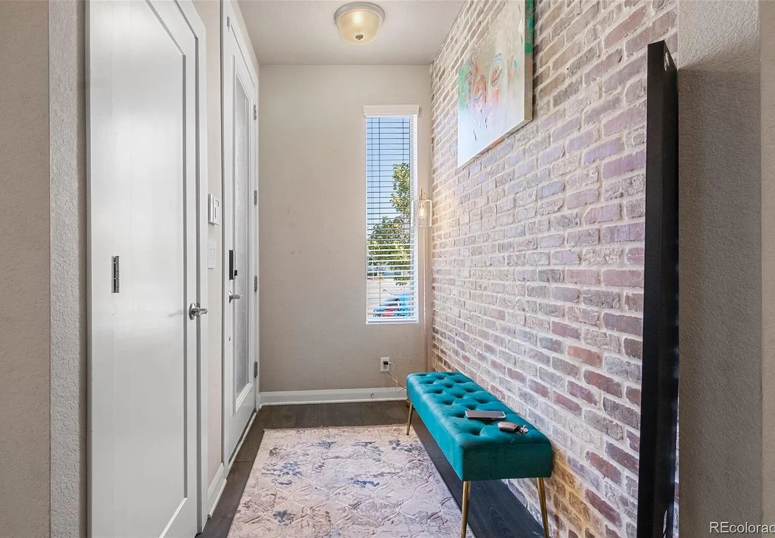 3 bed, 3.5 bath, 1980 sqft, $4,000 — Photo 3