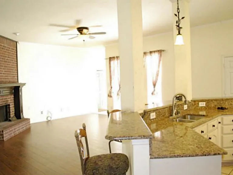 5605 Fruitwood Dr — Photo 4