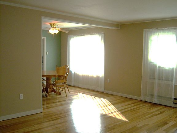 2nd image of 1434 Johnston Ave