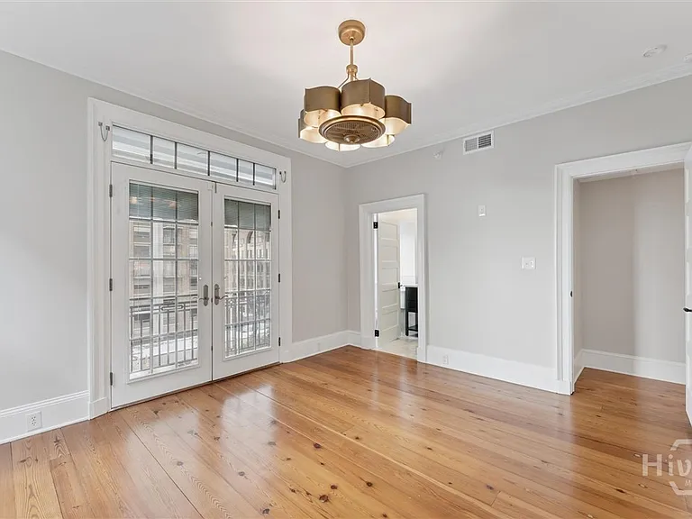 24 E Liberty St #73&83 — Photo 32