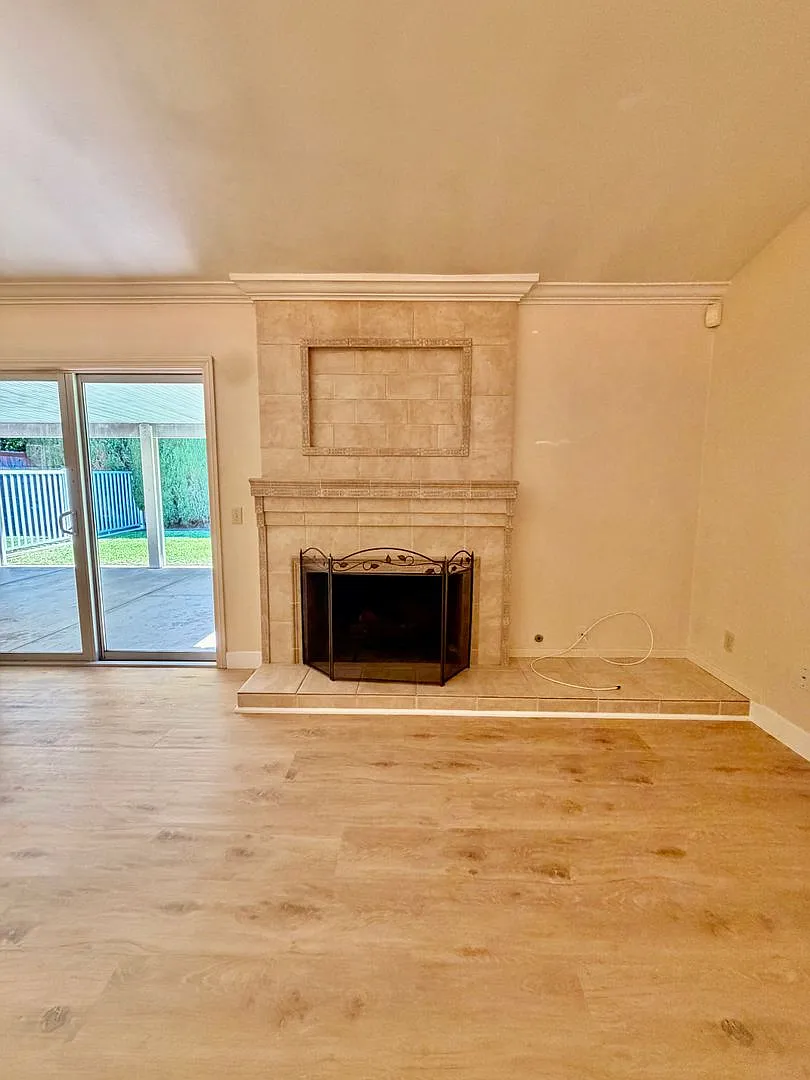 Beautiful Newbury Park Home — Photo 4