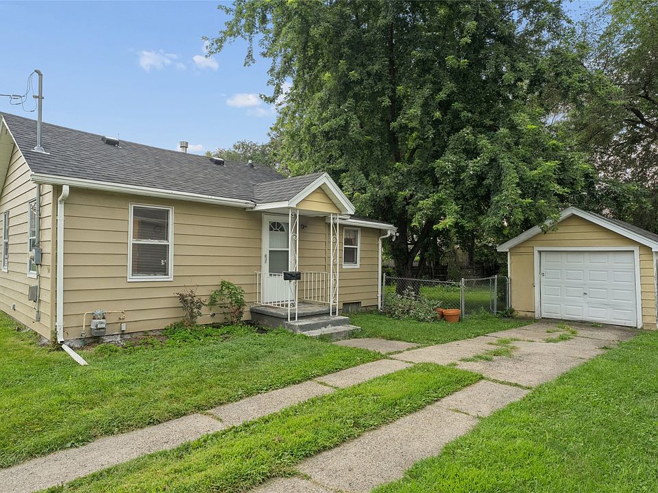 1st image of 3011 Garfield Ave