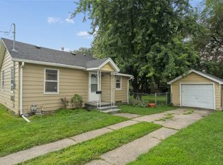 3011 Garfield Ave, Des Moines, IA 50317