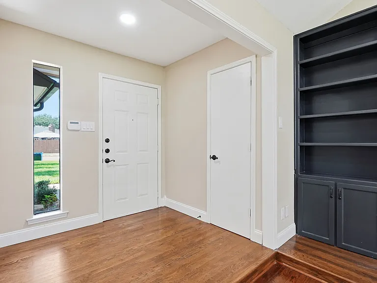 306 Dove Creek Trl — Photo 5