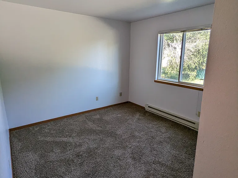 110 Garfield Ave #1 — Photo 4