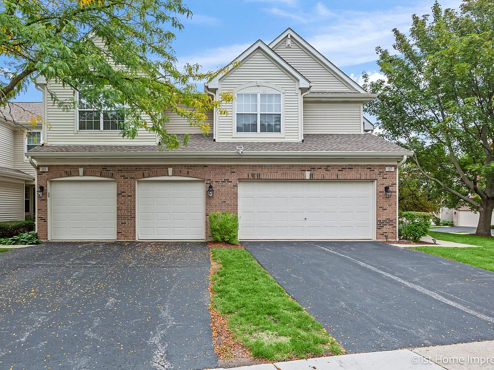 1st image of 33 Egg Harbour Ct