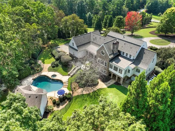 454 Summit Overlook Dr, Dawsonville, GA 30534