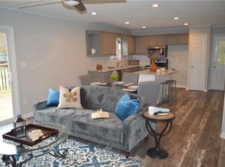 8602 Haw River Rd, Oak Ridge, NC 27310