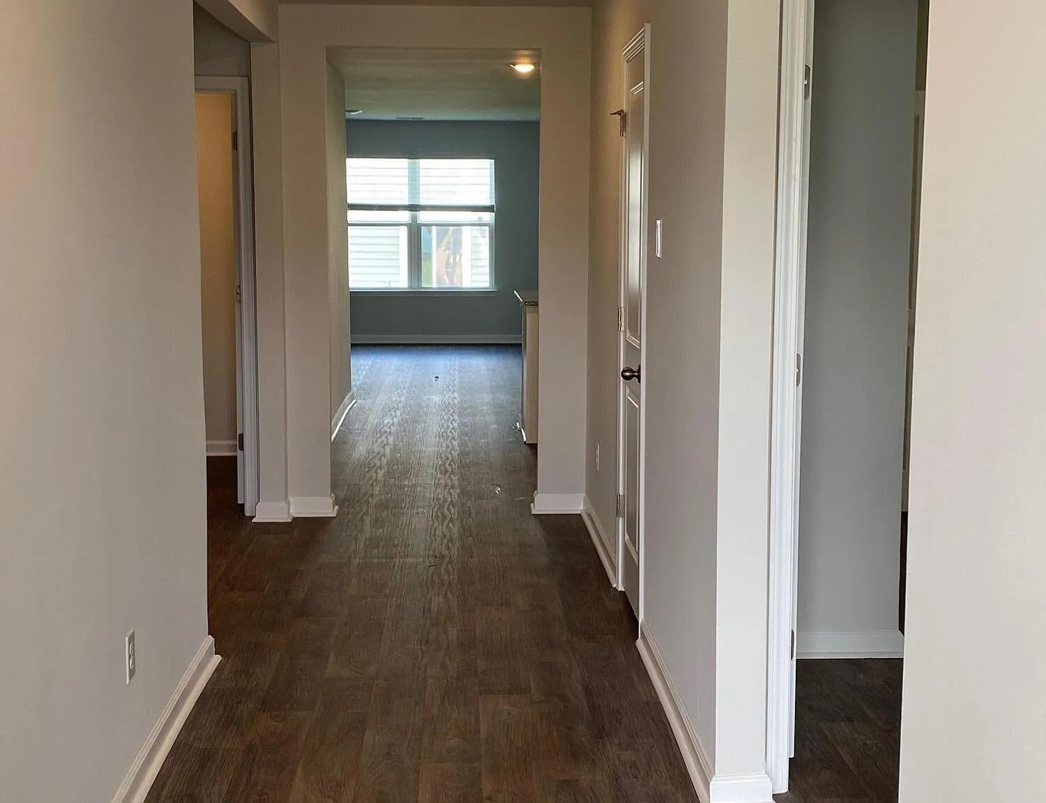 4 bed, 2.0 bath, 1782 sqft, $2,500 — Photo 3