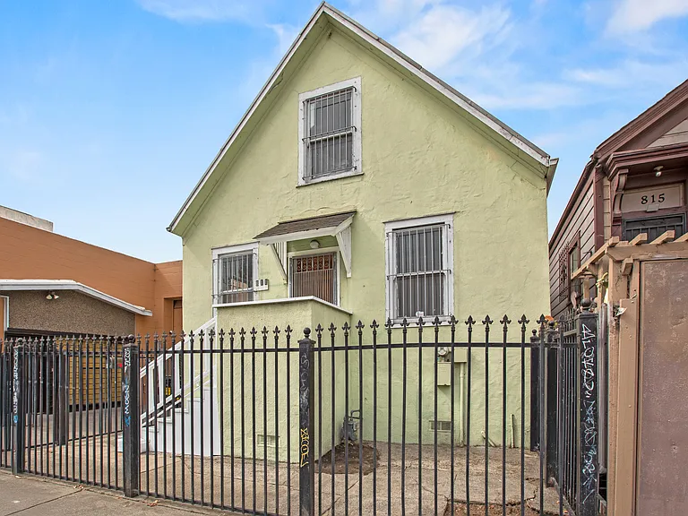 811 W Grand Ave #A — Photo 26