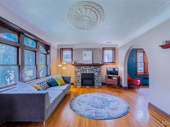 5th image of 5408 Tholozan Ave