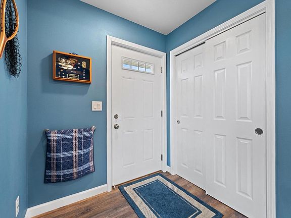 2nd image of 1804 Farm View DRIVE