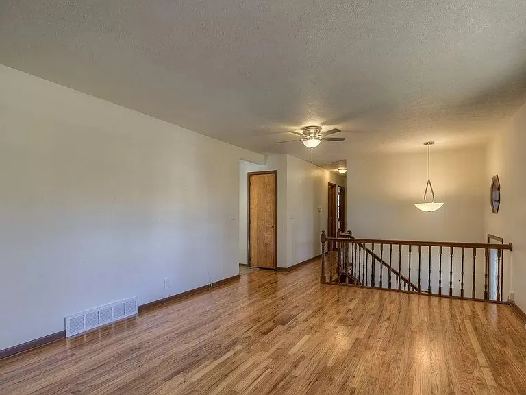 308 Garden Ave — Photo 4
