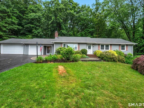21 Lost Brook Lane, Wallingford, CT 06492