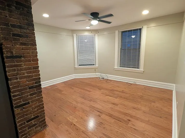 121 Grandview Ave #9 — Photo 17