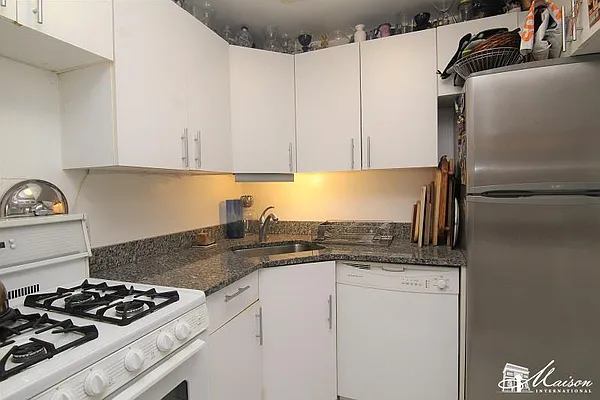 Rented by Maison International | media 6