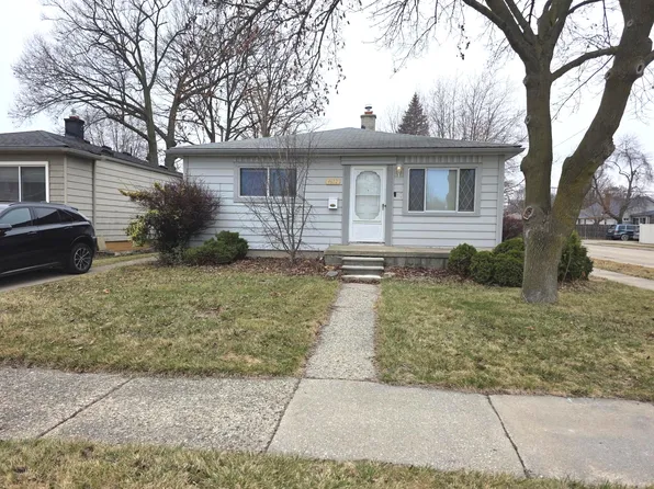 4602 Kingston St, Dearborn Heights, MI 48125