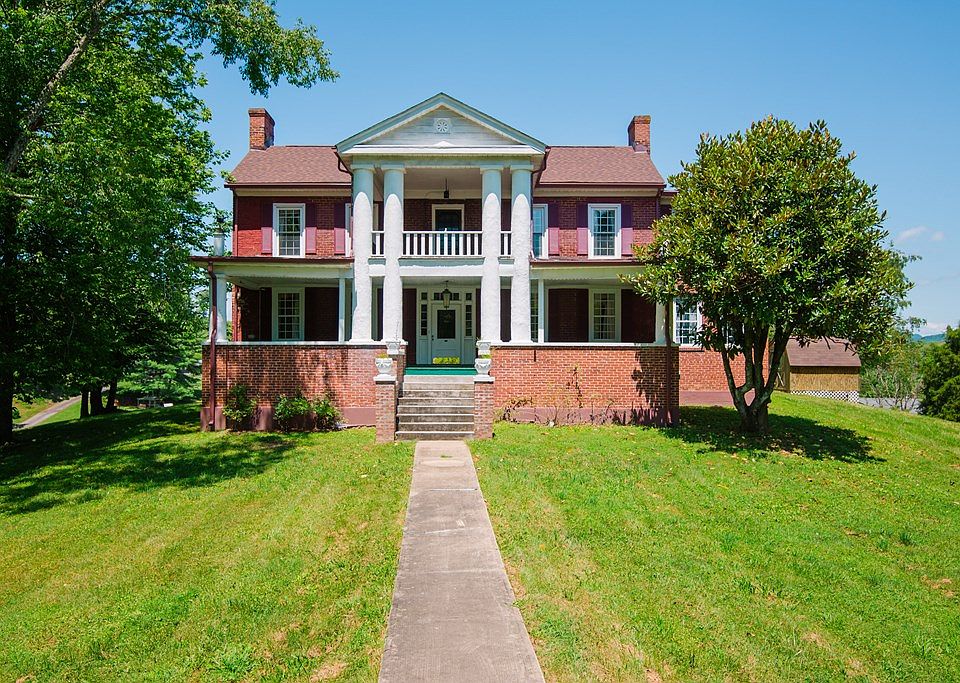 805 Memorial Dr, Castlewood, VA 24224 Zillow