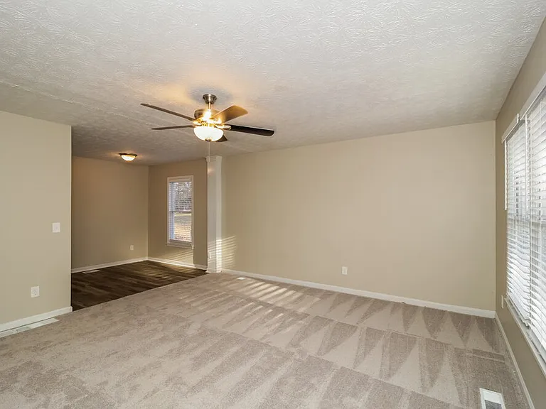 189 Gray Rd — Photo 5
