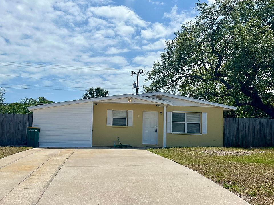 1st image of 2078 Robin Hood Dr