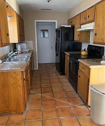 4th image of 3110 Birch Dr