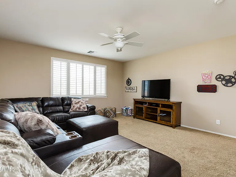 8408 W Midway Ave — Photo 39