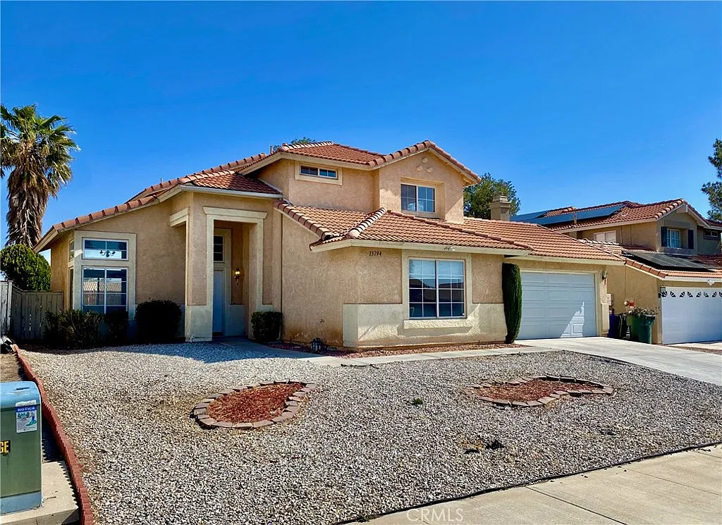4 bed, 2021 sqft, $2,499 — Photo 1