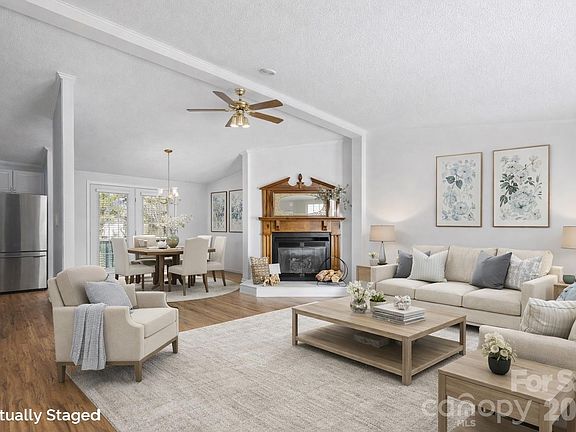 4th image of 120 College Cir