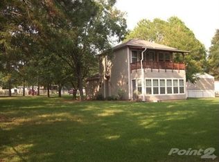 176 Arrowhead St, Gun Barrel City, TX 75156