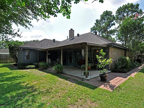 2nd image of 22907 Everington Cir