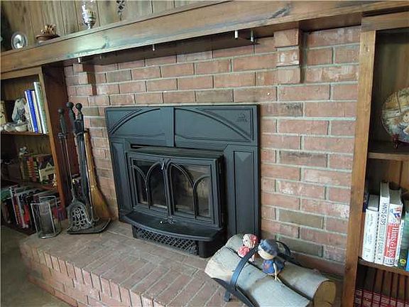 5th image of 11264 Bridgeview Dr