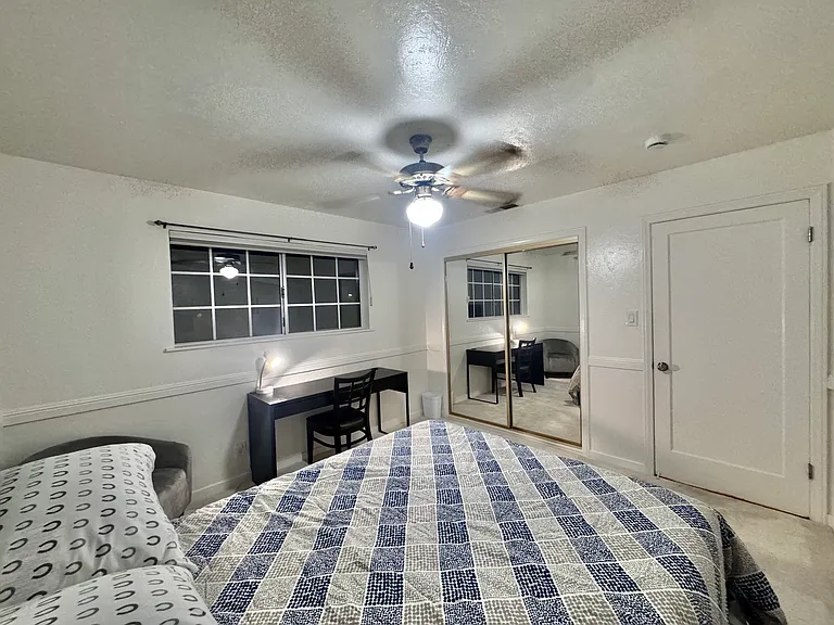 400 Hodges Ave — Photo 48