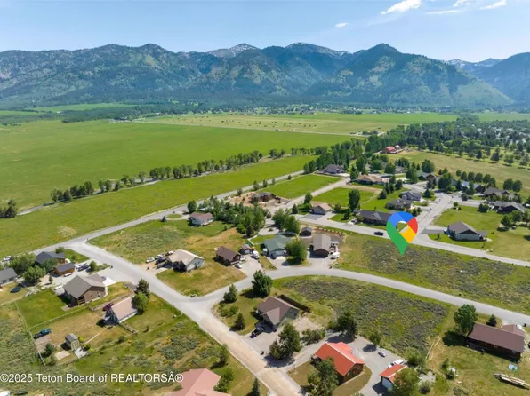 30 Scrub Oak Dr, Thayne, WY 83127