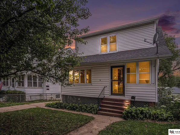 2352 S 35th Ave, Omaha, NE 68105