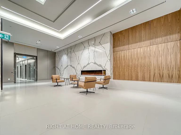 28 Freeland St #2601 — Photo 5