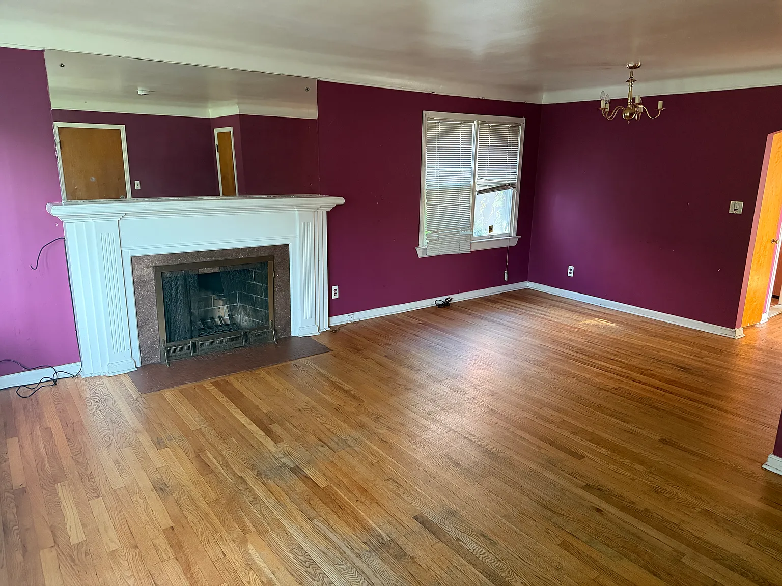 2 bed, 2000 sqft, $895 — Photo 3