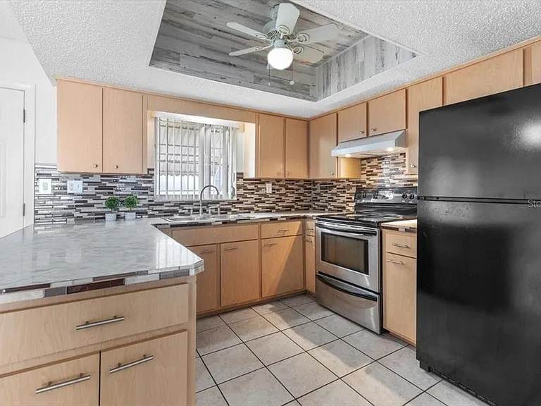 5320 Buttonwood Dr #5320 — Photo 4