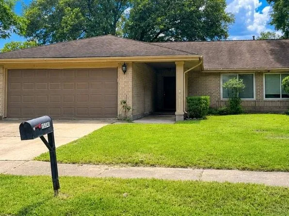 15343 Mondrian Dr, Houston, TX 77083