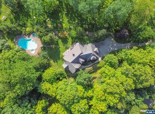 102 Seminary Dr, Mahwah, NJ 07430