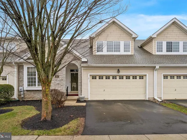 172 Lattice Ln, Collegeville, PA 19426