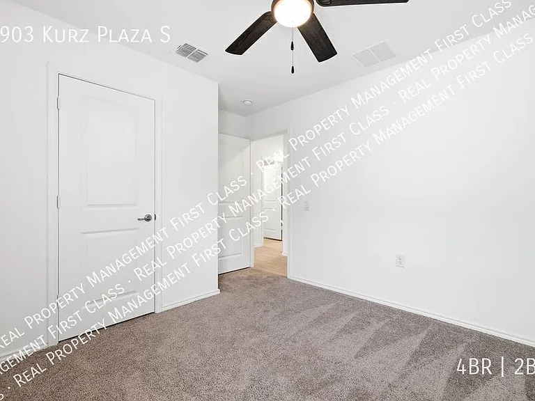 3903 Kurz Plz — Photo 23